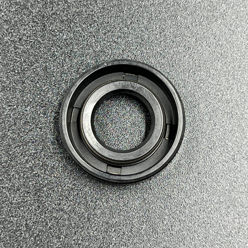 Сальник Suzuki (09282-13L01) (12.5x25x7) (Suzuki)