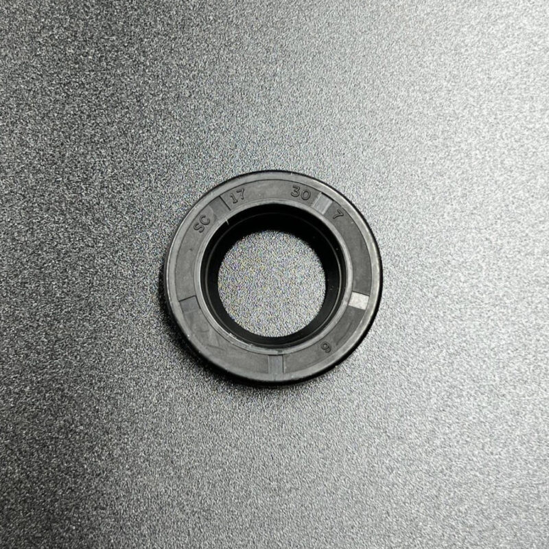Сальник Honda (91251-ZV5-003) (17x30x7) (Omax)