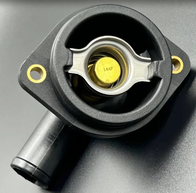 Термостат Mercury Verado L4/L6 с корпусом 62 °C (892864T04) (JSP)
